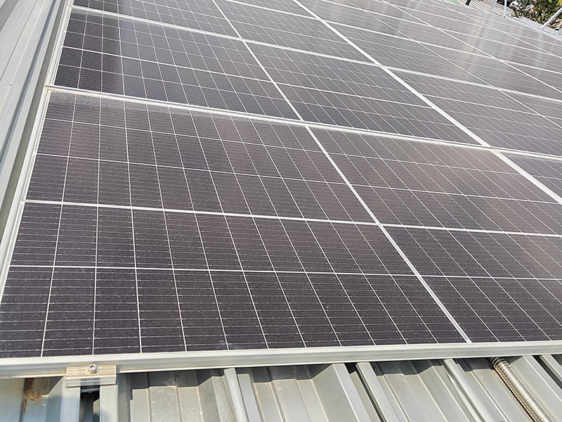 YX25-820 Jednoduchá inštalácia PV stroja na tvarovanie dlaždíc